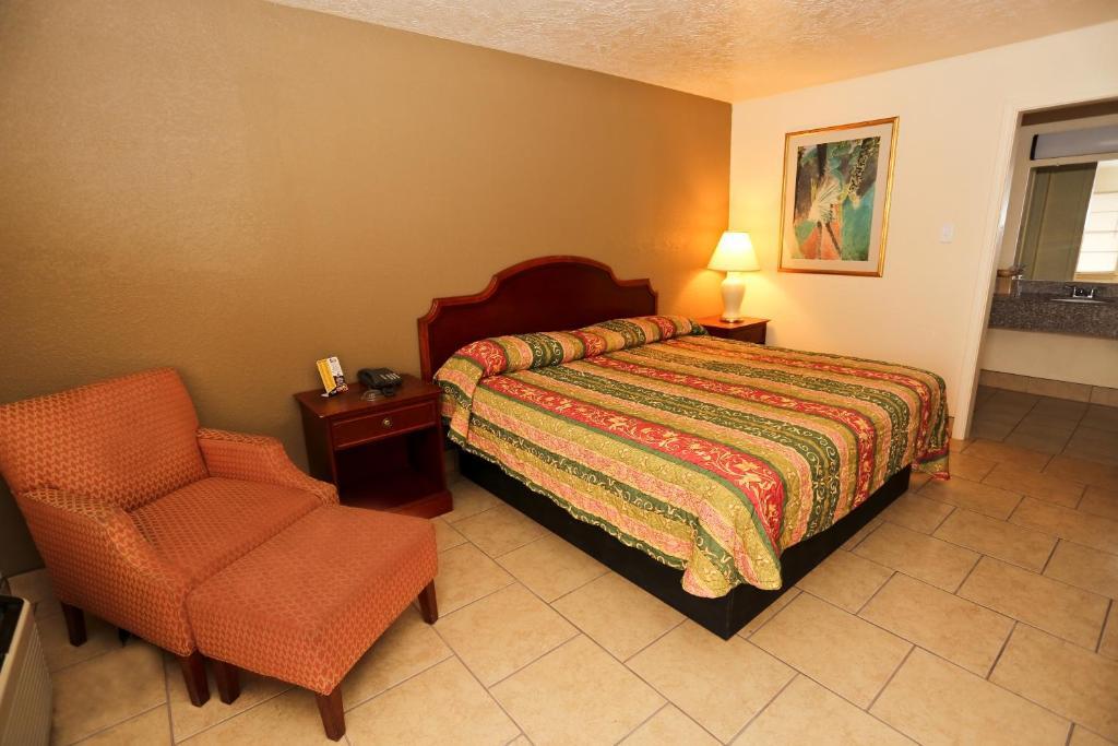 Texas Inn Бомонт Стая снимка